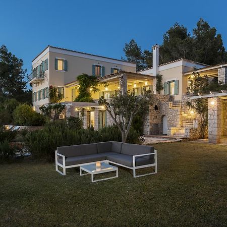 Electra Beachfront Villa Kranidi Exterior photo